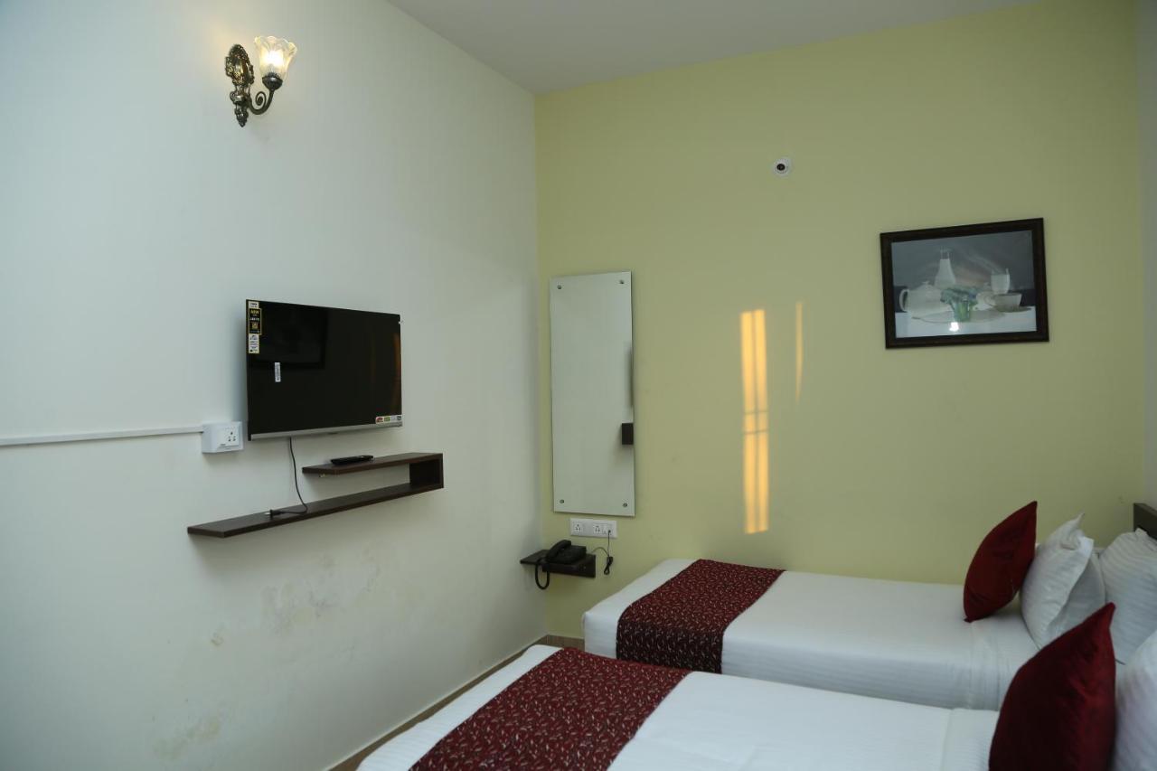 Hotel Bangalore Airport Inn, Airport Pickup & Drop Available 24X7 Yelahanka Екстериор снимка